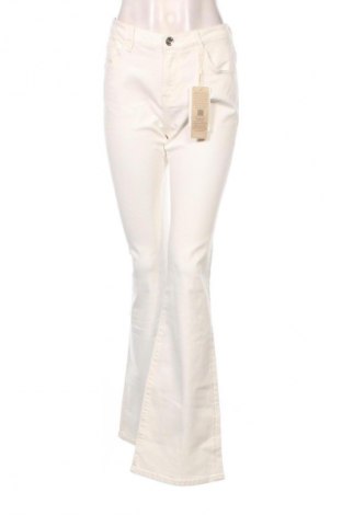 Női farmernadrág Garcia, Méret S, Szín Fehér, Ár 19 169 Ft