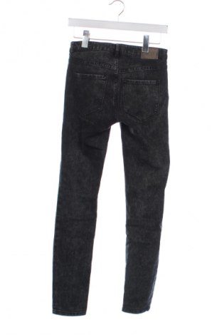 Dámske džínsy  Gina Tricot, Veľkosť XS, Farba Čierna, Cena  17,39 €