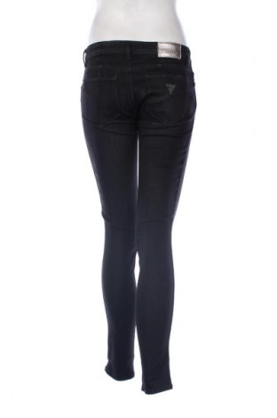Damskie jeansy Guess, Rozmiar M, Kolor Czarny, Cena 122,99 zł