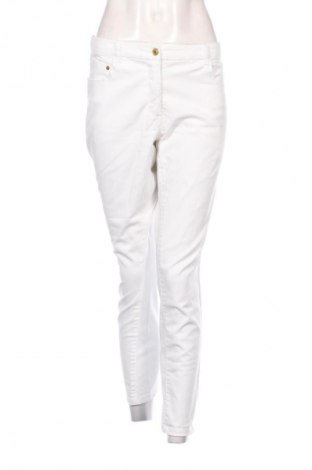 Дамски дънки H&M, Размер L, Цвят Бял, Цена 29,15 лв.
