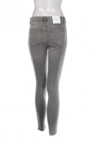 Damskie jeansy H&M, Rozmiar M, Kolor Szary, Cena 87,99 zł