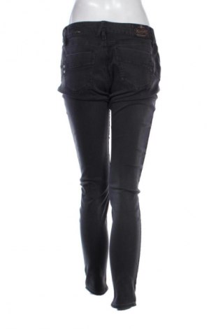 Dámske džínsy  Herrlicher, Veľkosť L, Farba Čierna, Cena  44,95 €