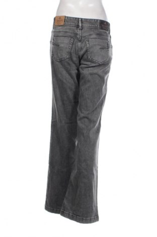 Дамски дънки Herrlicher, Размер M, Цвят Сив, Цена 174,99 лв.