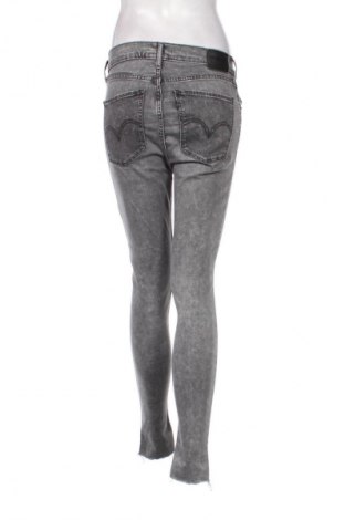 Дамски дънки Levi's, Размер S, Цвят Сив, Цена 74,86 лв.