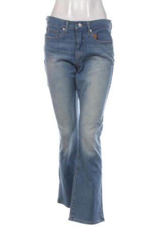 Дамски дънки Levi's, Размер M, Цвят Син, Цена 174,99 лв.