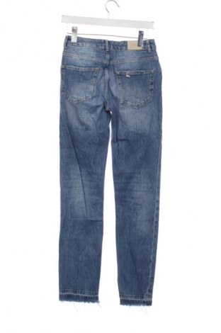 Дамски дънки Liu Jo, Размер XS, Цвят Син, Цена 67,99 лв.