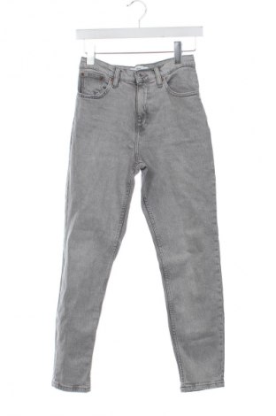 Blugi de femei Mango, Mărime XS, Culoare Gri, Preț 89,29 Lei