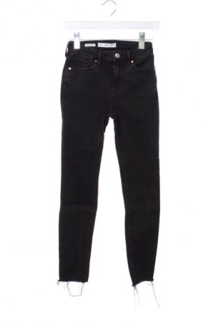 Damskie jeansy Mango, Rozmiar XXS, Kolor Czarny, Cena 78,16 zł