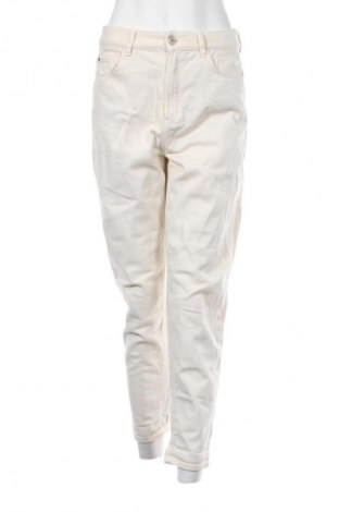 Дамски дънки Massimo Dutti, Размер S, Цвят Екрю, Цена 52,99 лв.