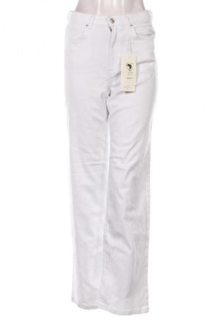 Damen Jeans ONLY, Größe M, Farbe Weiß, Preis 51,99 €