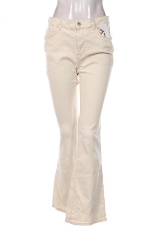 Γυναικείο Τζίν ONLY, Μέγεθος XL, Χρώμα Εκρού, Τιμή 47,99 €