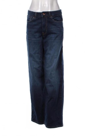 Дамски дънки ONLY, Размер M, Цвят Син, Цена 77,99 лв.