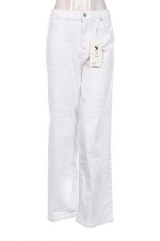Γυναικείο Τζίν ONLY, Μέγεθος XL, Χρώμα Λευκό, Τιμή 47,99 €