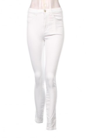Damen Jeans ONLY, Größe S, Farbe Weiß, Preis 51,99 €