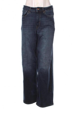 Дамски дънки ONLY, Размер M, Цвят Син, Цена 77,99 лв.