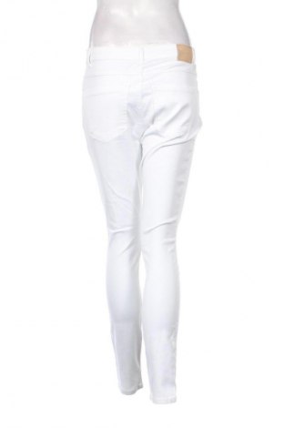 Blugi de femei ONLY, Mărime L, Culoare Alb, Preț 243,99 Lei