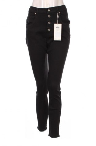 Dámske džínsy  ONLY, Veľkosť L, Farba Čierna, Cena  46,95 €