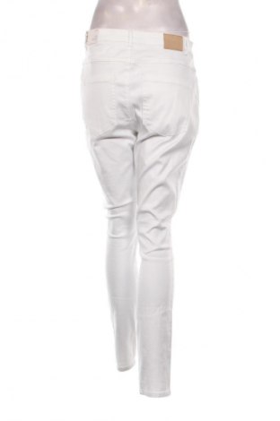 Γυναικείο Τζίν ONLY, Μέγεθος XL, Χρώμα Λευκό, Τιμή 47,99 €