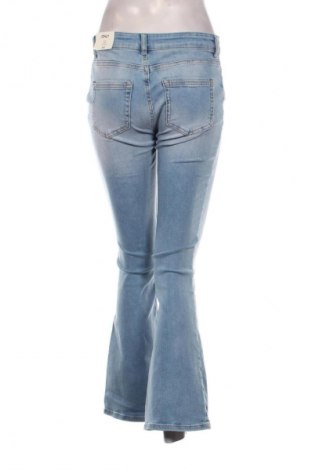 Дамски дънки ONLY, Размер M, Цвят Син, Цена 77,99 лв.