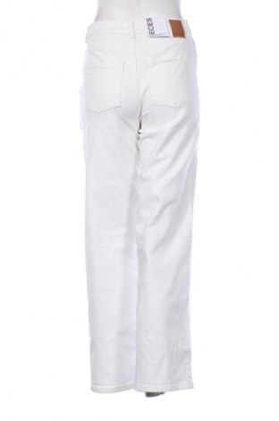 Дамски дънки Pieces, Размер S, Цвят Бял, Цена 77,99 лв.