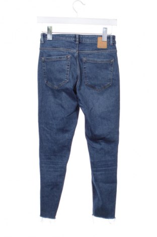 Damskie jeansy Pieces, Rozmiar XS, Kolor Niebieski, Cena 50,99 zł