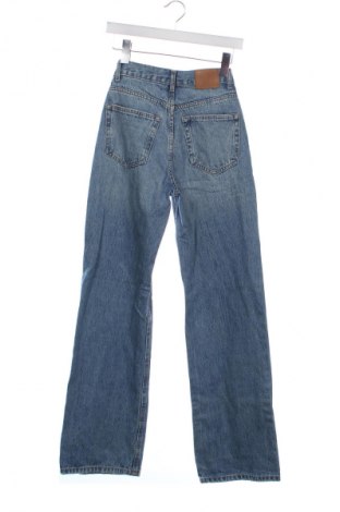 Дамски дънки Pull&Bear, Размер XXS, Цвят Син, Цена 19,99 лв.