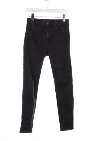 Blugi de femei Pull&Bear, Mărime M, Culoare Negru, Preț 76,32 Lei