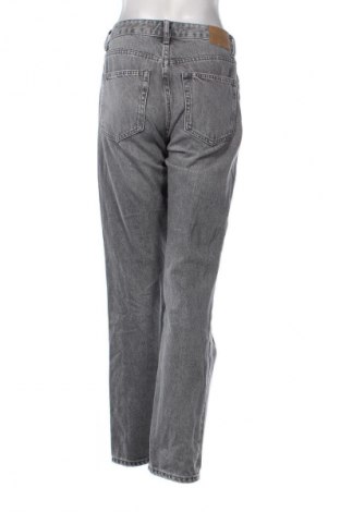 Γυναικείο Τζίν Pull&Bear, Μέγεθος S, Χρώμα Γκρί, Τιμή 14,91 €