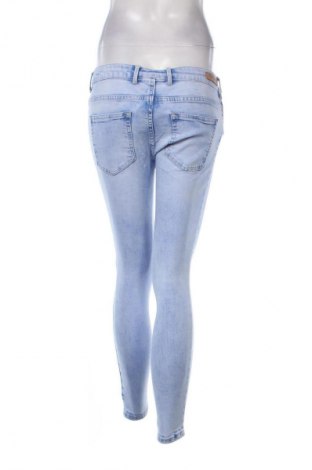 Damskie jeansy Reserved, Rozmiar M, Kolor Niebieski, Cena 67,41 zł