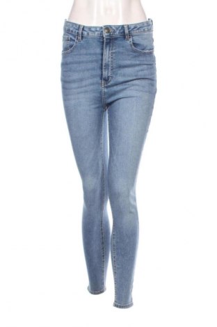 Damskie jeansy Sinsay, Rozmiar M, Kolor Niebieski, Cena 66,39 zł