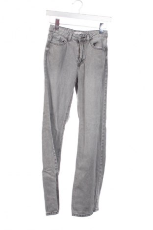 Dámské džíny  Sinsay, Velikost XS, Barva Šedá, Cena  367,00 Kč