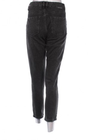 Damskie jeansy Stradivarius, Rozmiar S, Kolor Szary, Cena 66,67 zł