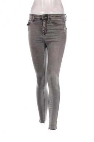 Dámské džíny  Stradivarius, Velikost S, Barva Vícebarevné, Cena  371,00 Kč