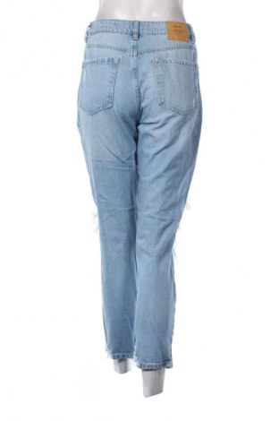 Дамски дънки Stradivarius, Размер M, Цвят Син, Цена 29,00 лв.