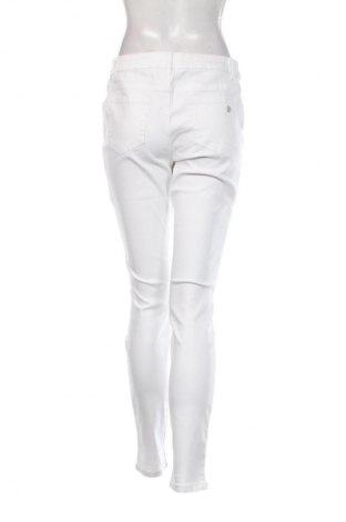 Damen Jeans Tamaris, Größe M, Farbe Weiß, Preis 61,99 €