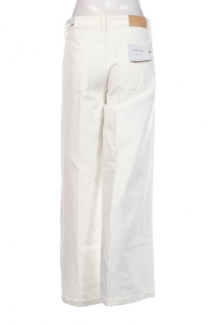 Damen Jeans Tommy Hilfiger, Größe L, Farbe Ecru, Preis € 127,99