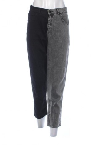 Damskie jeansy Unbranded, Rozmiar M, Kolor Kolorowy, Cena 66,67 zł