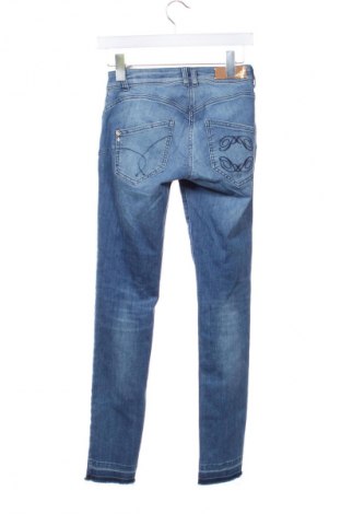 Дамски дънки Unbranded, Размер S, Цвят Син, Цена 16,99 лв.