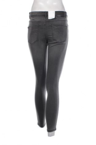 Damskie jeansy Vero Moda, Rozmiar S, Kolor Szary, Cena 108,99 zł