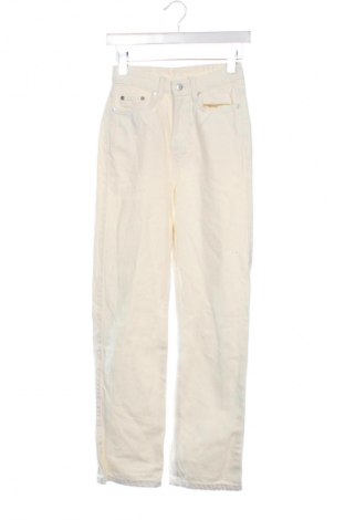 Γυναικείο Τζίν Weekday, Μέγεθος XXS, Χρώμα Λευκό, Τιμή 20,97 €