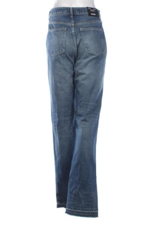 Damskie jeansy Weekday, Rozmiar M, Kolor Niebieski, Cena 213,79 zł