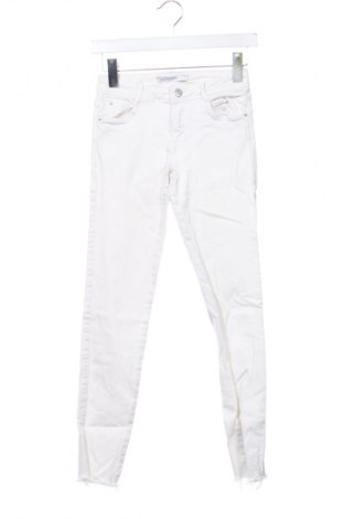 Női farmernadrág Zara, Méret XXS, Szín Fehér, Ár 6 979 Ft