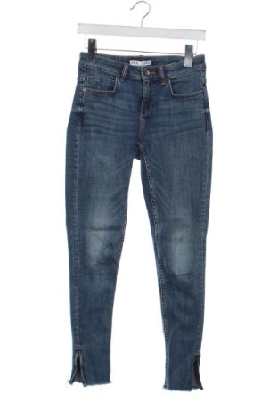 Blugi de femei Zara, Mărime S, Culoare Albastru, Preț 71,00 Lei