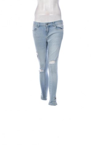 Дамски дънки Zara, Размер M, Цвят Син, Цена 27,00 лв.