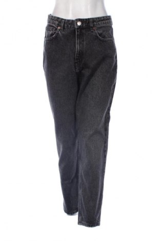 Damskie jeansy Zara, Rozmiar M, Kolor Czarny, Cena 62,07 zł