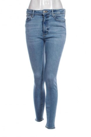 Damskie jeansy Zara, Rozmiar M, Kolor Niebieski, Cena 62,07 zł