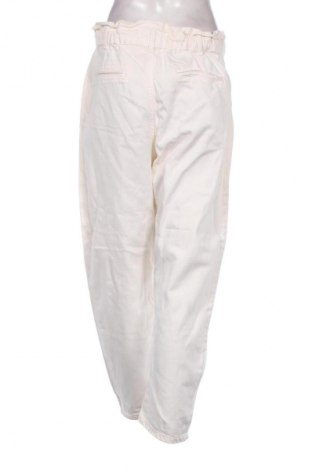 Дамски дънки Zara, Размер M, Цвят Екрю, Цена 17,99 лв.