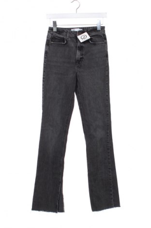 Blugi de femei Zara, Mărime S, Culoare Negru, Preț 86,84 Lei