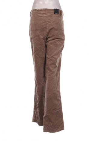 Dámské manšestráky  Brax, Velikost XL, Barva Hnědá, Cena  1 179,00 Kč