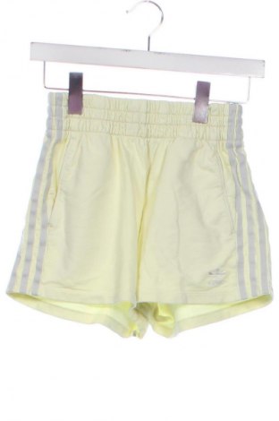 Női rövidnadrág Adidas Originals, Méret S, Szín Sárga, Ár 6 800 Ft